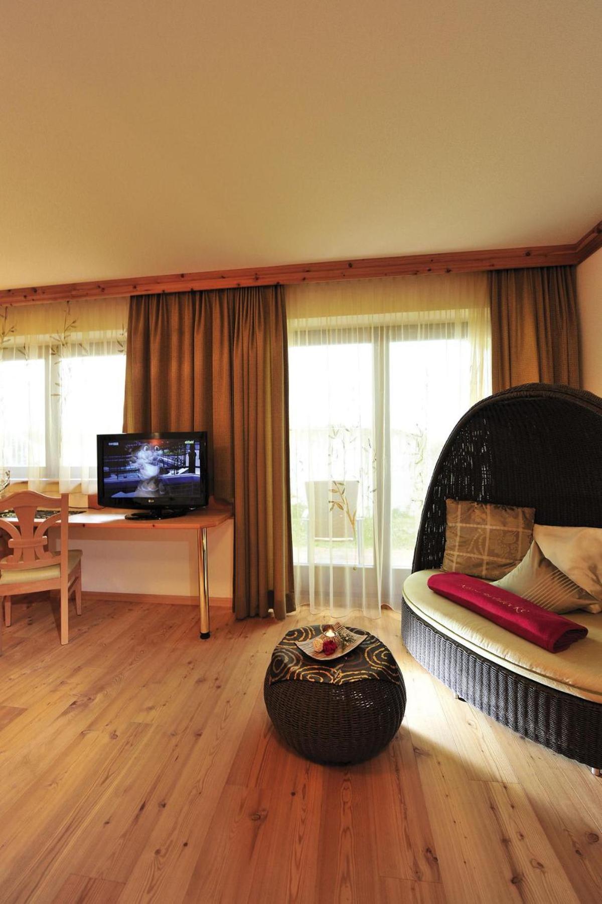 Alpine Resort Goies Superior (Adults Only) لاديس المظهر الخارجي الصورة