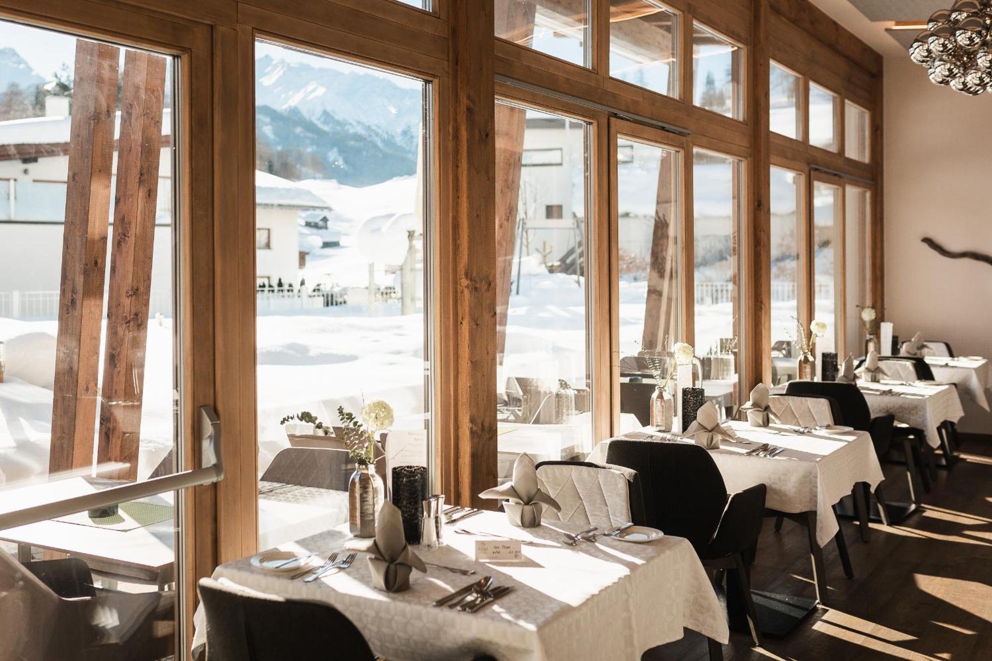 Alpine Resort Goies Superior (Adults Only) لاديس المظهر الخارجي الصورة