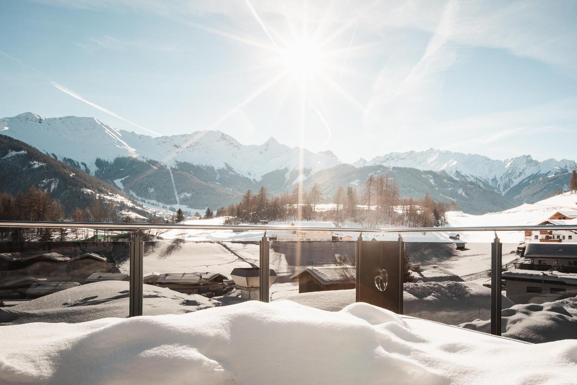 Alpine Resort Goies Superior (Adults Only) لاديس المظهر الخارجي الصورة